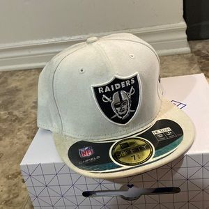 White raiders fitted used